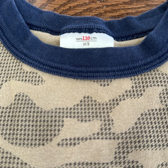 Hanna Andersson pajama set size 5 (110cm) - Picture 3 of 6